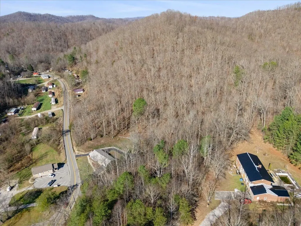 5318 Ky-1304 Hinkle KY 40953