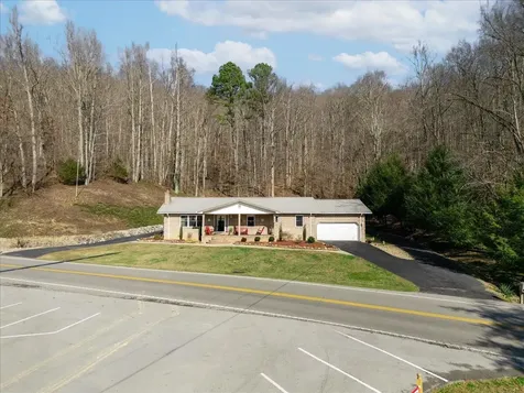 5318 KY-1304 Hinkle KY 40953