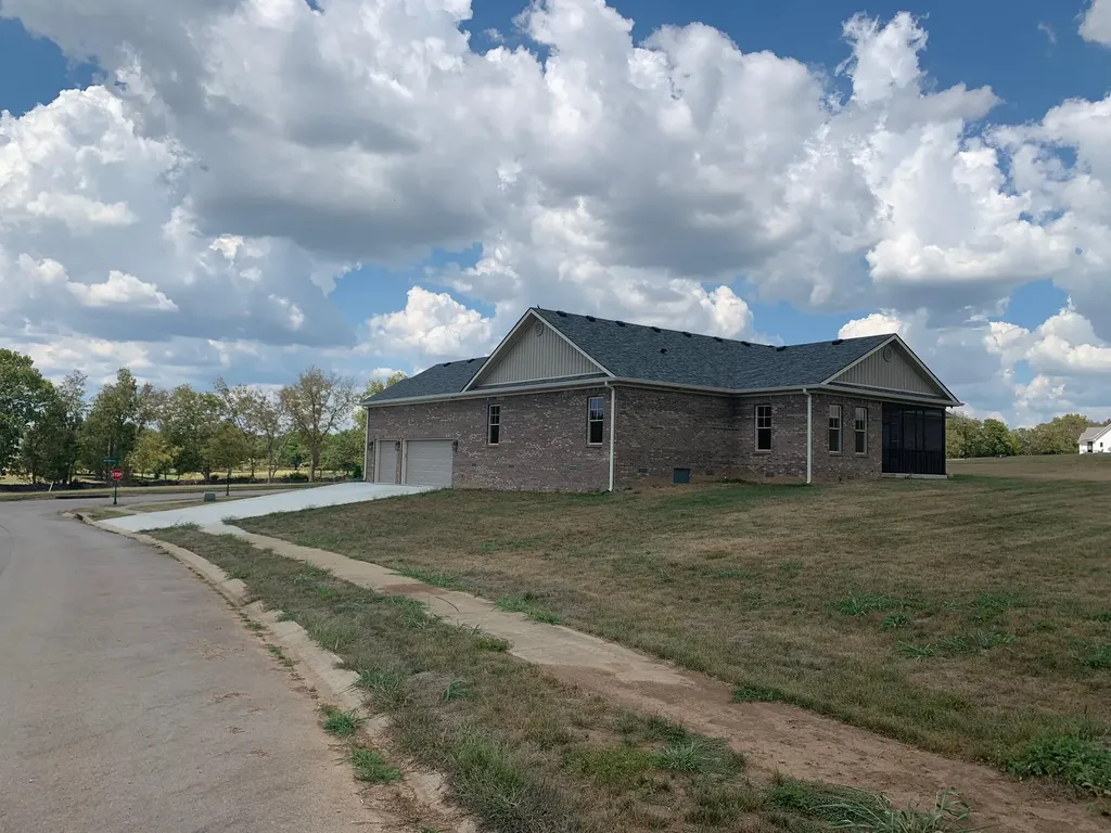 112 Retreat Road Danville KY 40422