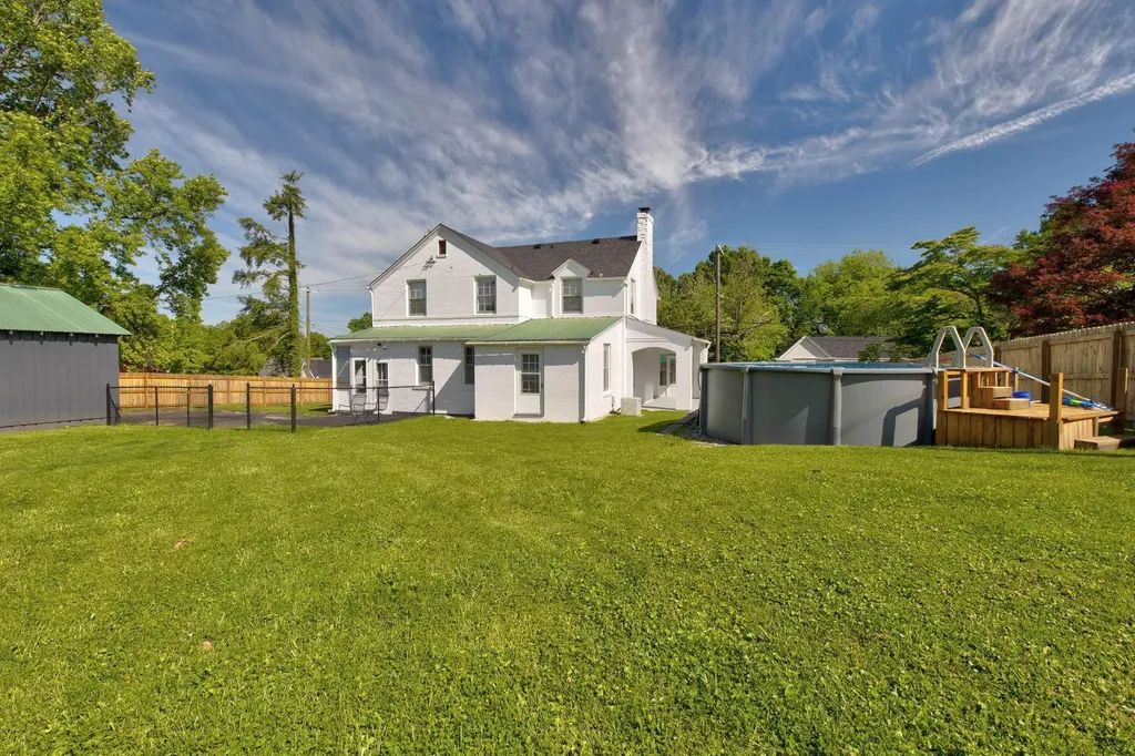 110 Winn Street Mt Sterling KY 40353