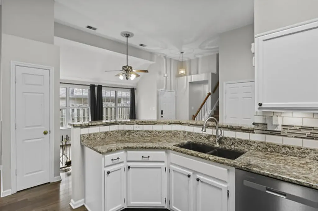 3905 Kilgary Circle Lexington KY 40515
