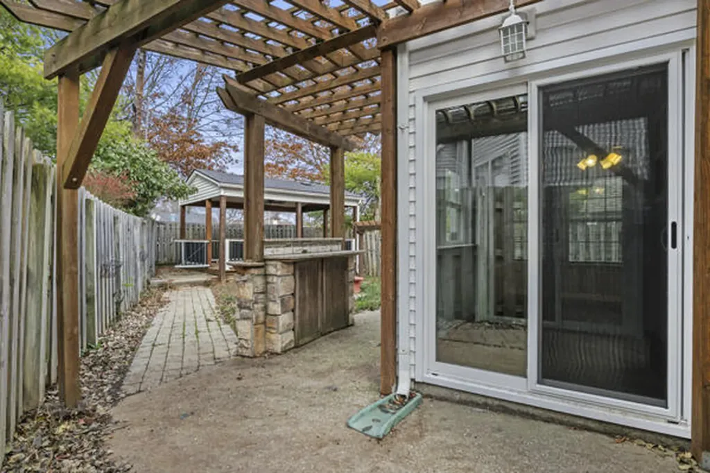 3905 Kilgary Circle Lexington KY 40515