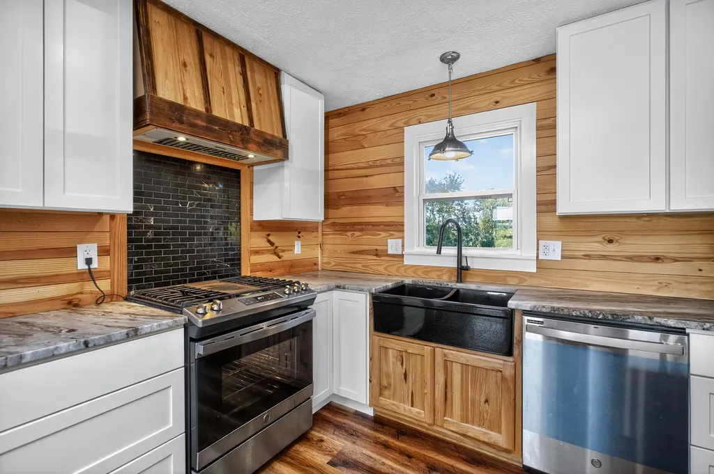 445 Ashley Camp Road Harrodsburg KY 40330
