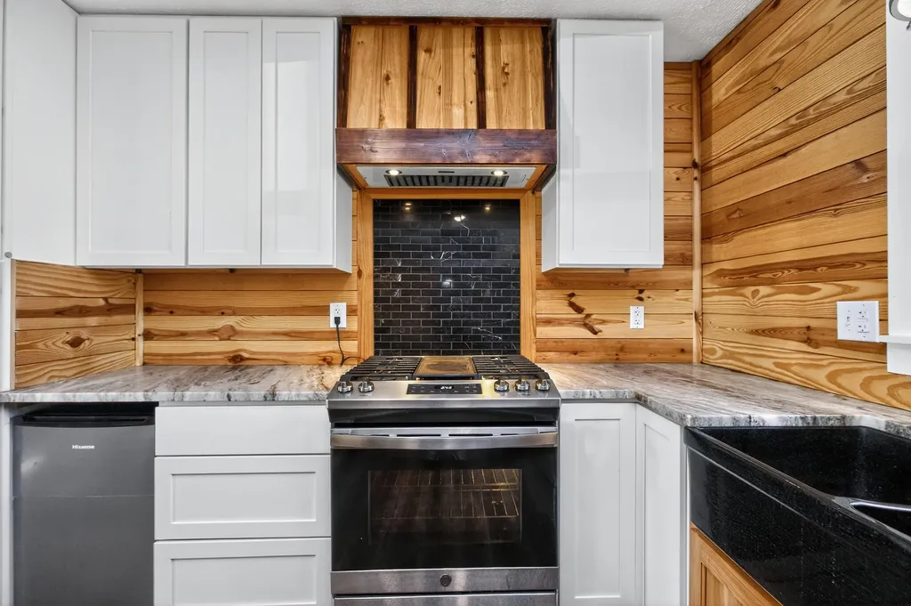445 Ashley Camp Road Harrodsburg KY 40330