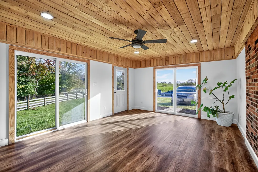 445 Ashley Camp Road Harrodsburg KY 40330