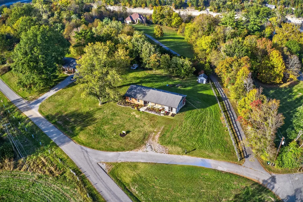 445 Ashley Camp Road Harrodsburg KY 40330
