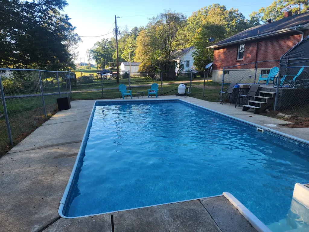 714 S Tree Tower Road Sand Gap KY 40481