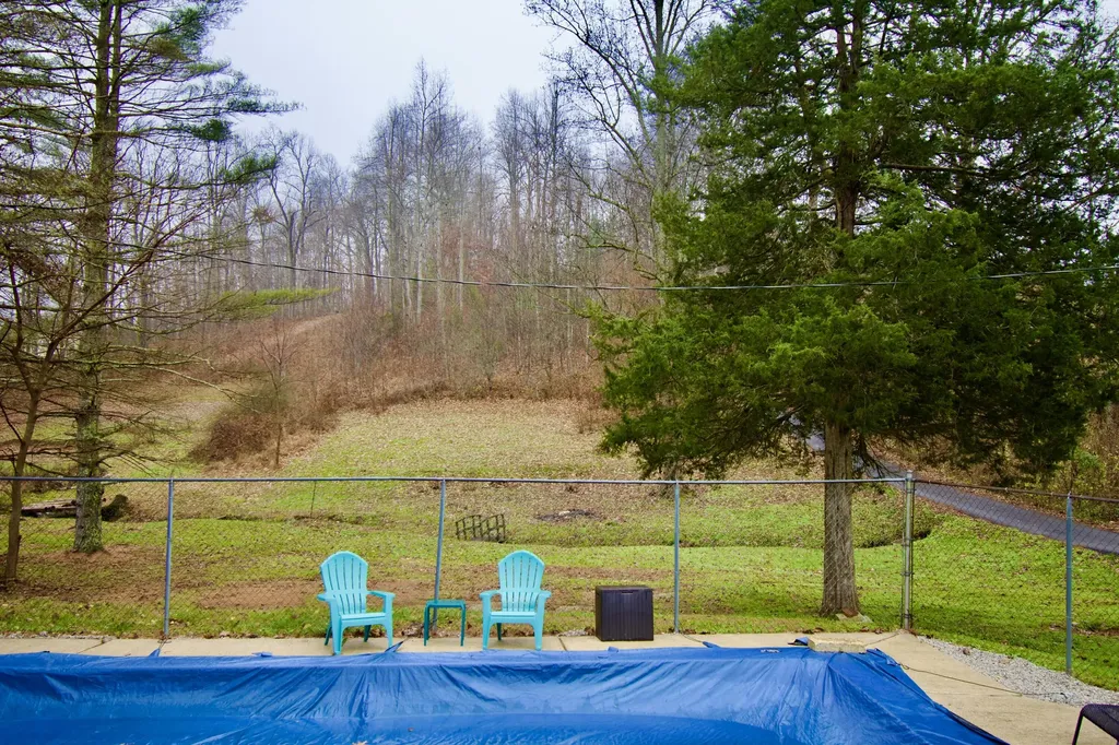 714 S Tree Tower Road Sand Gap KY 40481
