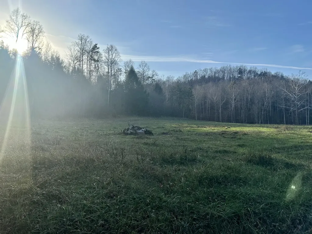 Lot 10 Hensley Road East Bernstadt KY 40729