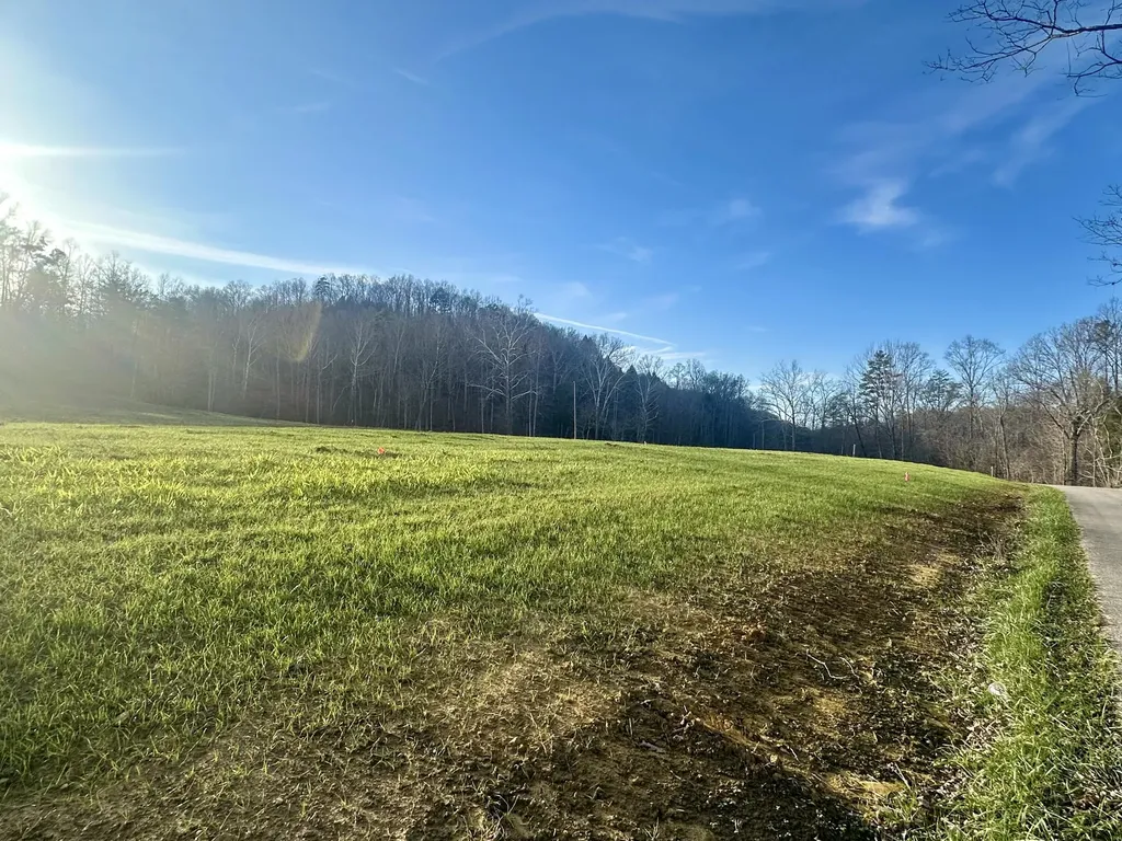 Lot 9 Hensley Road East Bernstadt KY 40729