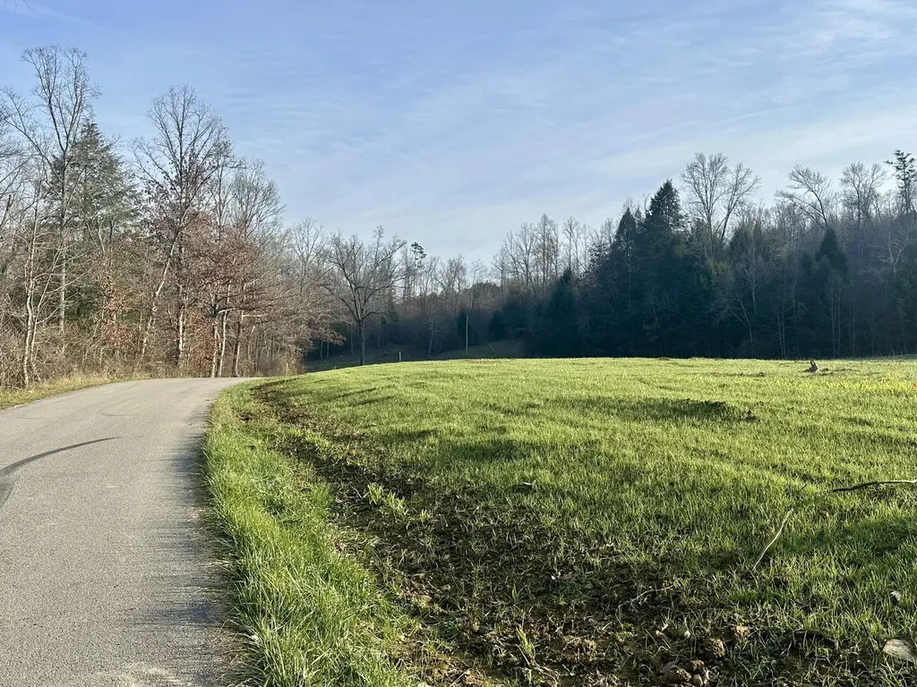 Lot 7 Hensley Road East Bernstadt KY 40729