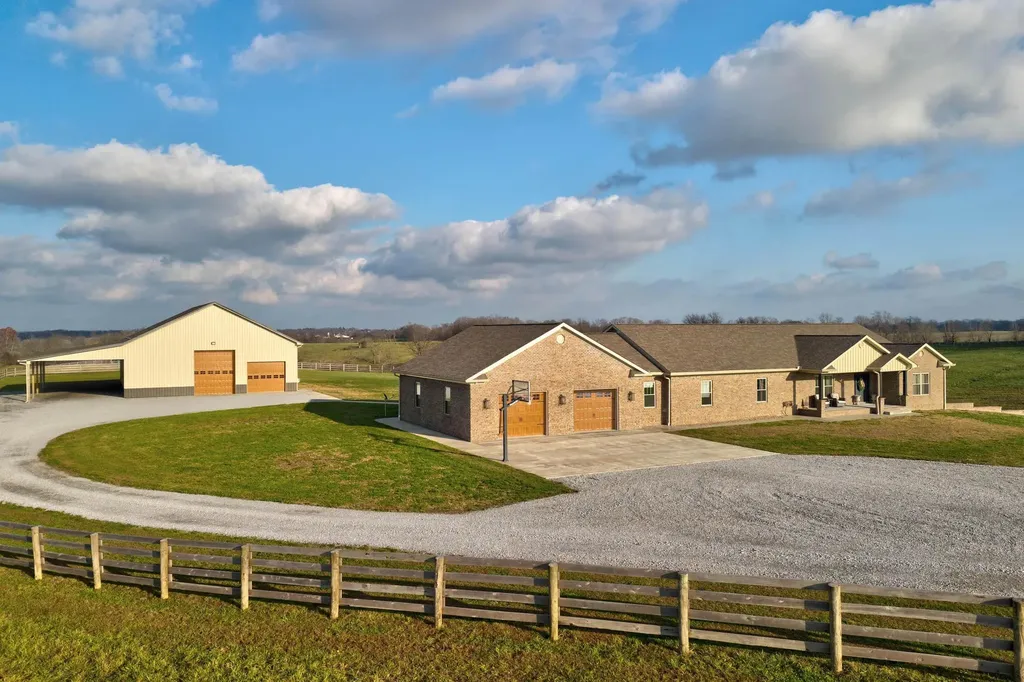 351 Benton Road Mt Sterling KY 40353
