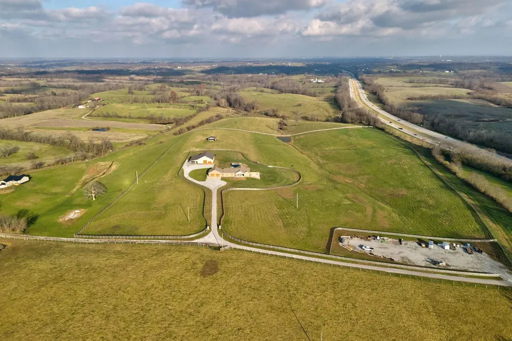 351 Benton Road Mt Sterling KY 40353