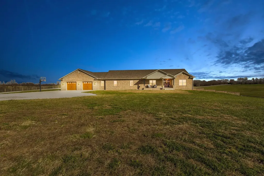 351 Benton Road Mt Sterling KY 40353