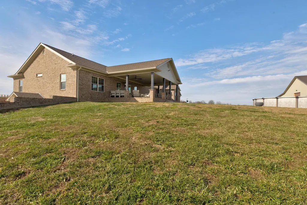 351 Benton Road Mt Sterling KY 40353