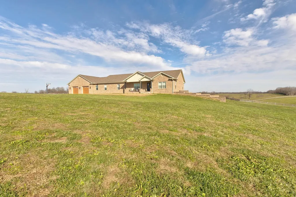 351 Benton Road Mt Sterling KY 40353