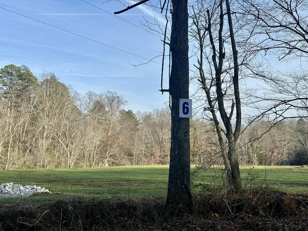 Lot 6 Hensley Road East Bernstadt KY 40729