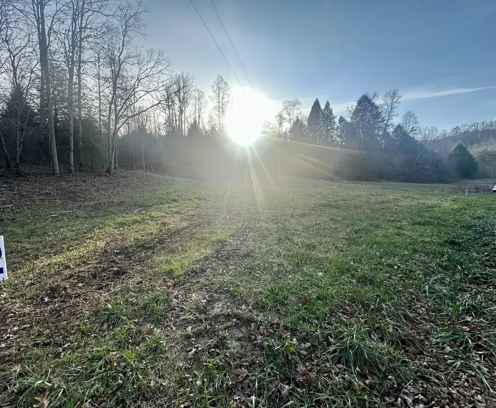 Lot 12 Hensley Road East Bernstadt KY 40729