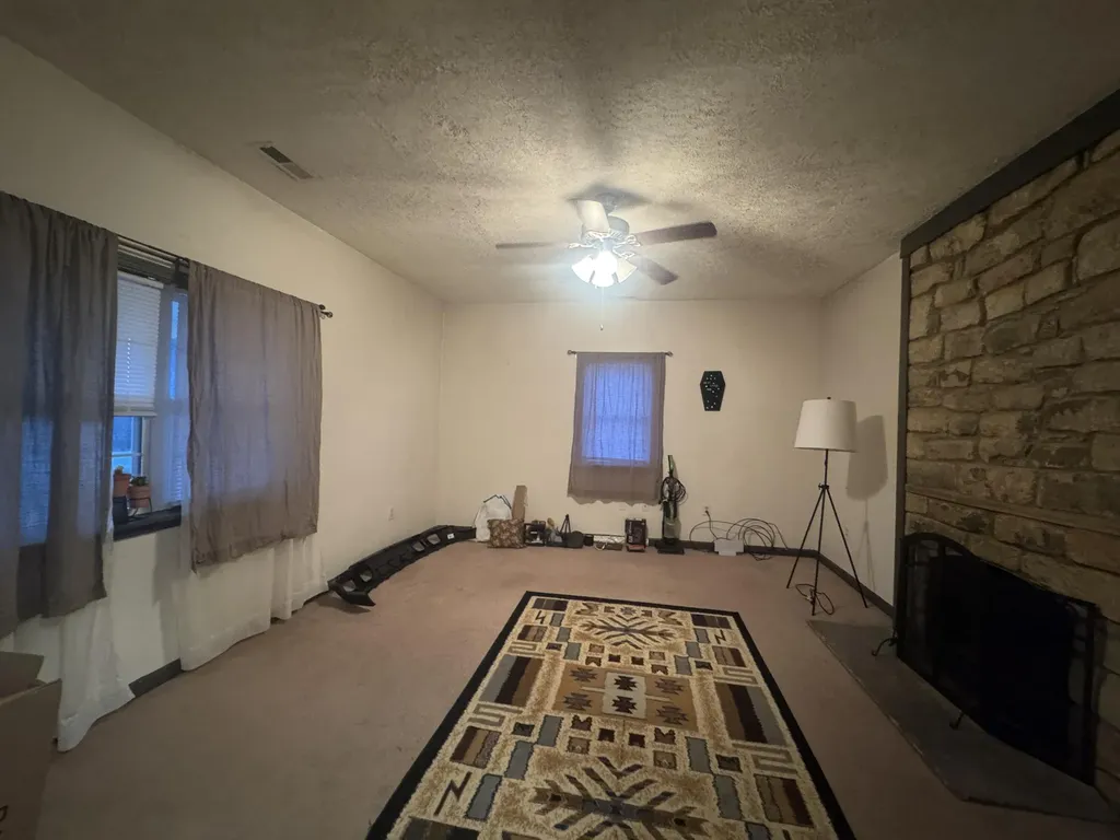 4264 Kentucky Highway 501 Kings Mountain KY 40442