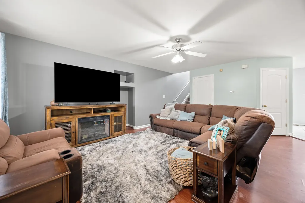 212 New River Court Lexington KY 40511