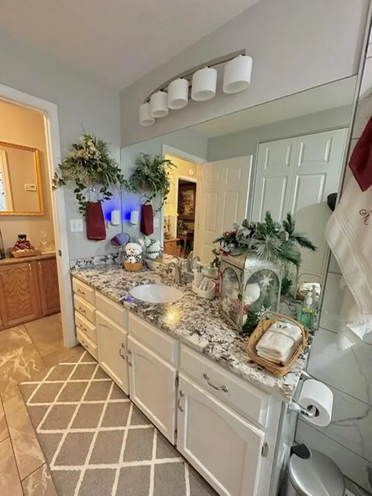25 Barton Court Monticello KY 42633