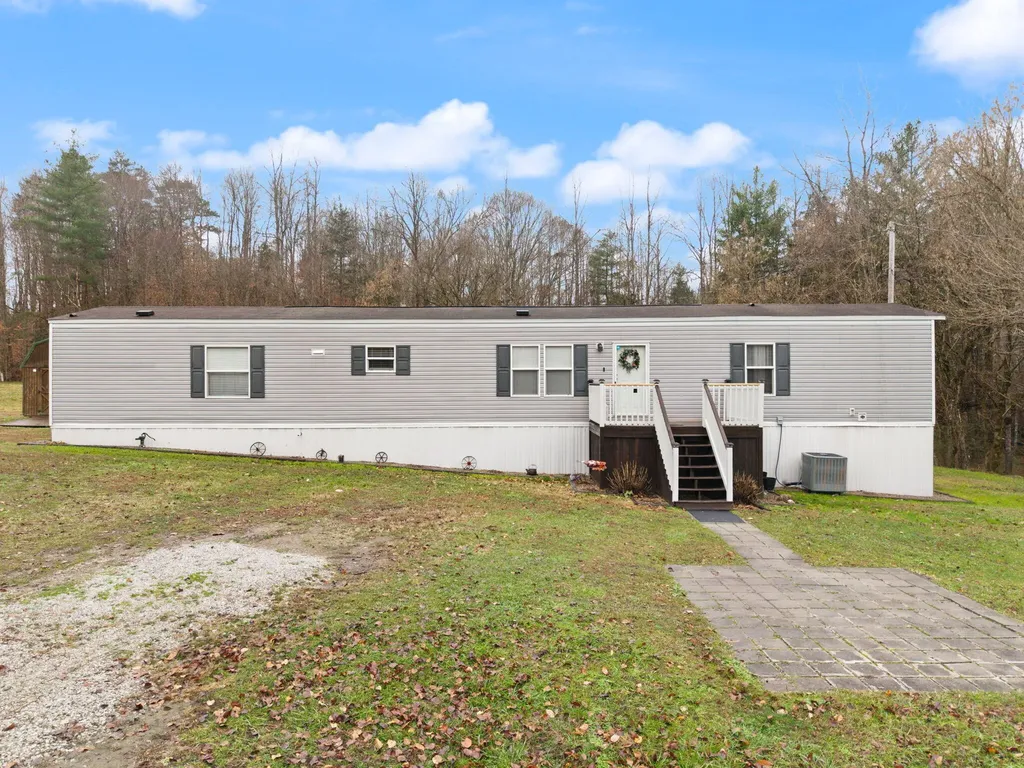 535 Ashana Road Jackson KY 41339
