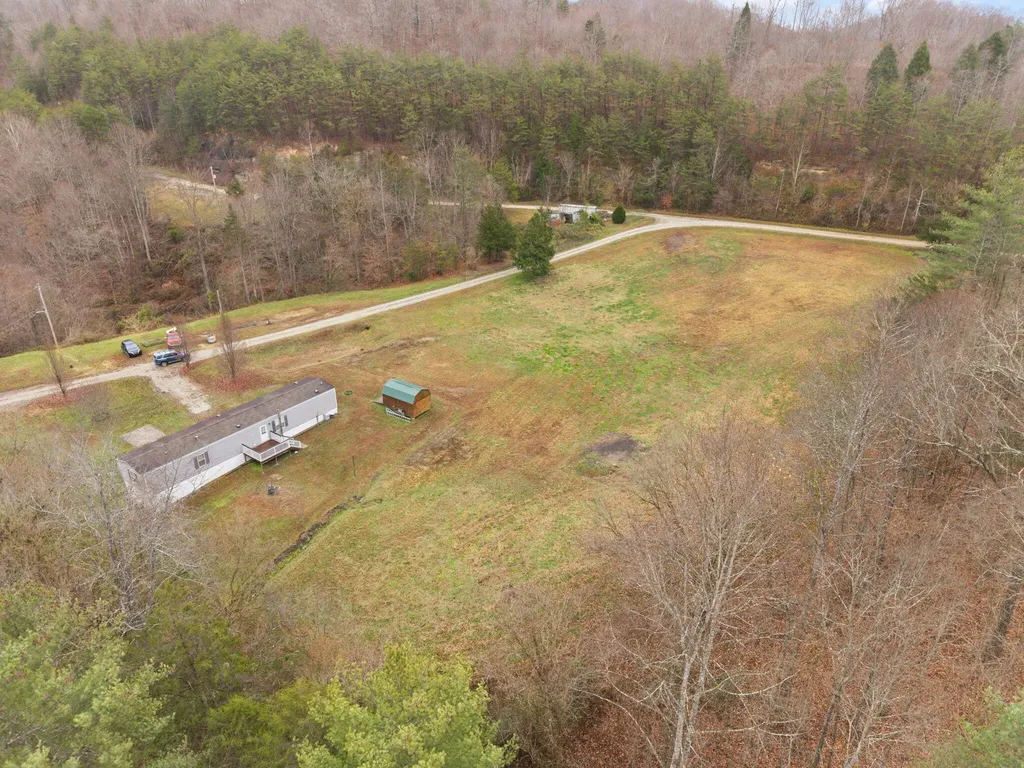 535 Ashana Road Jackson KY 41339