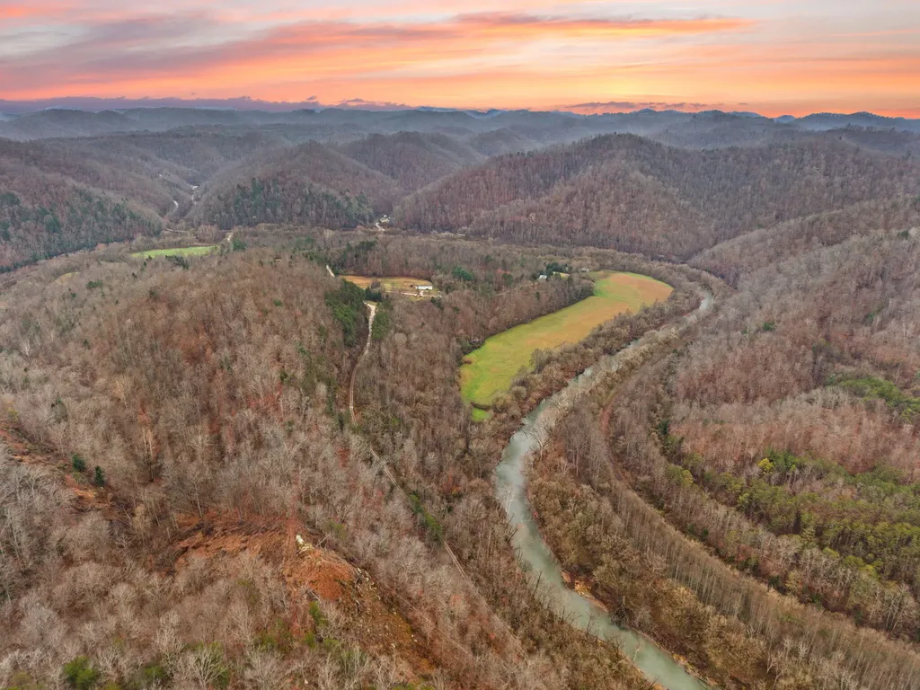 535 Ashana Road Jackson KY 41339