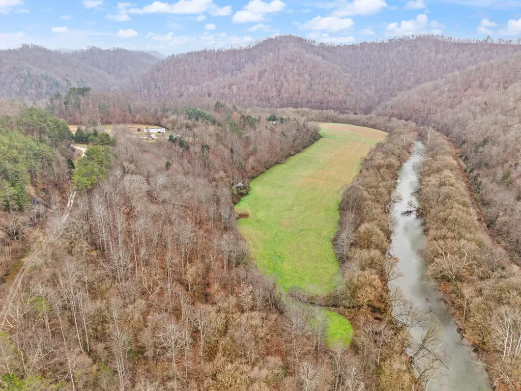 535 Ashana Road Jackson KY 41339