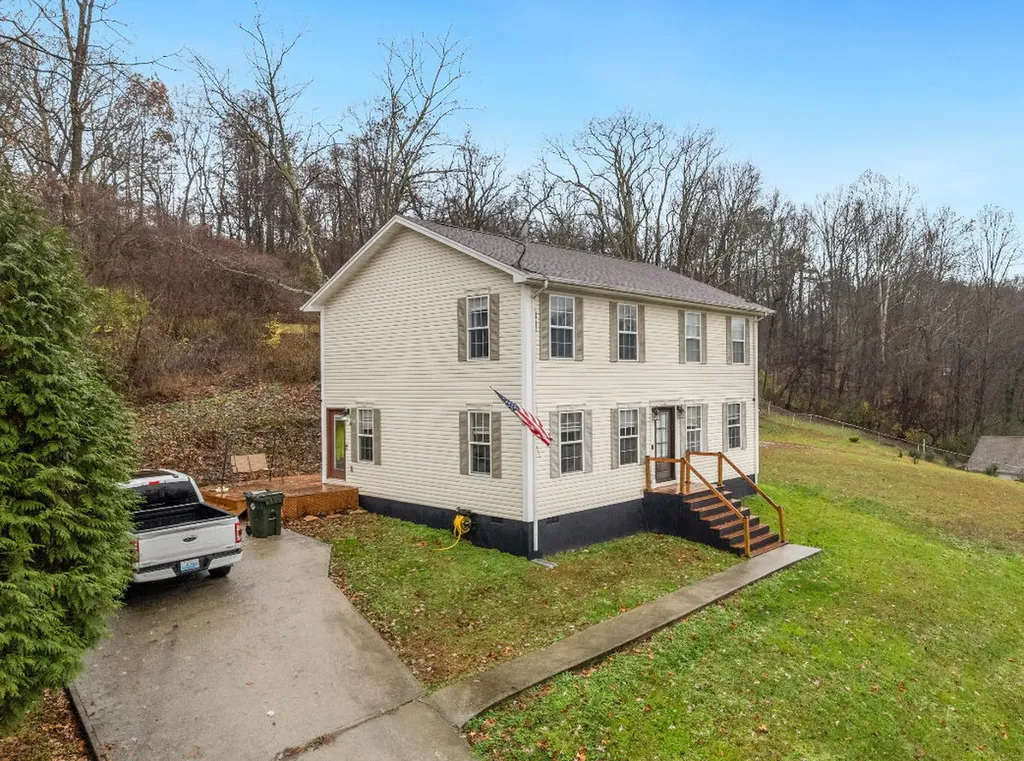 103 Boreing Drive London KY 40741