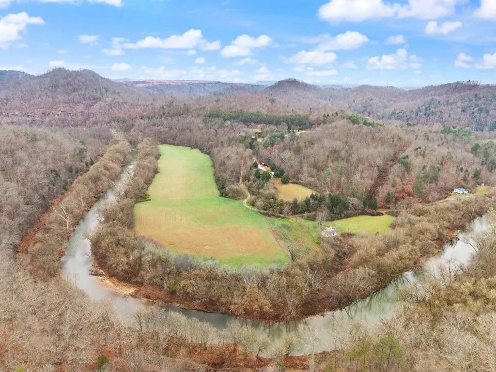 535 Ashana Road Jackson KY 41339