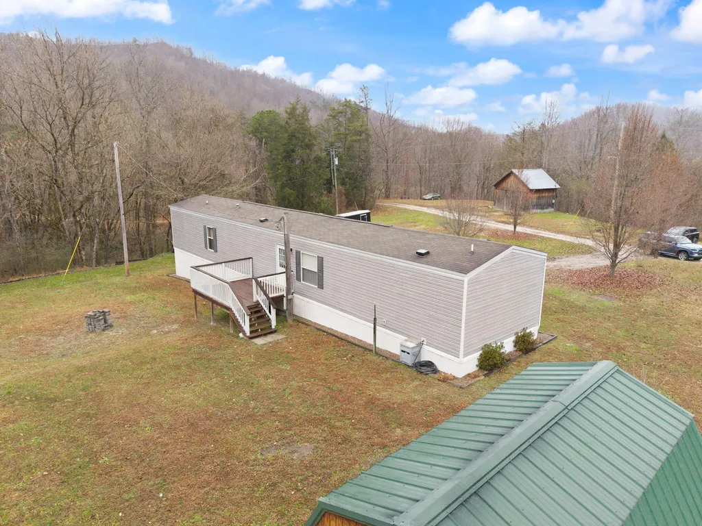 535 Ashana Road Jackson KY 41339