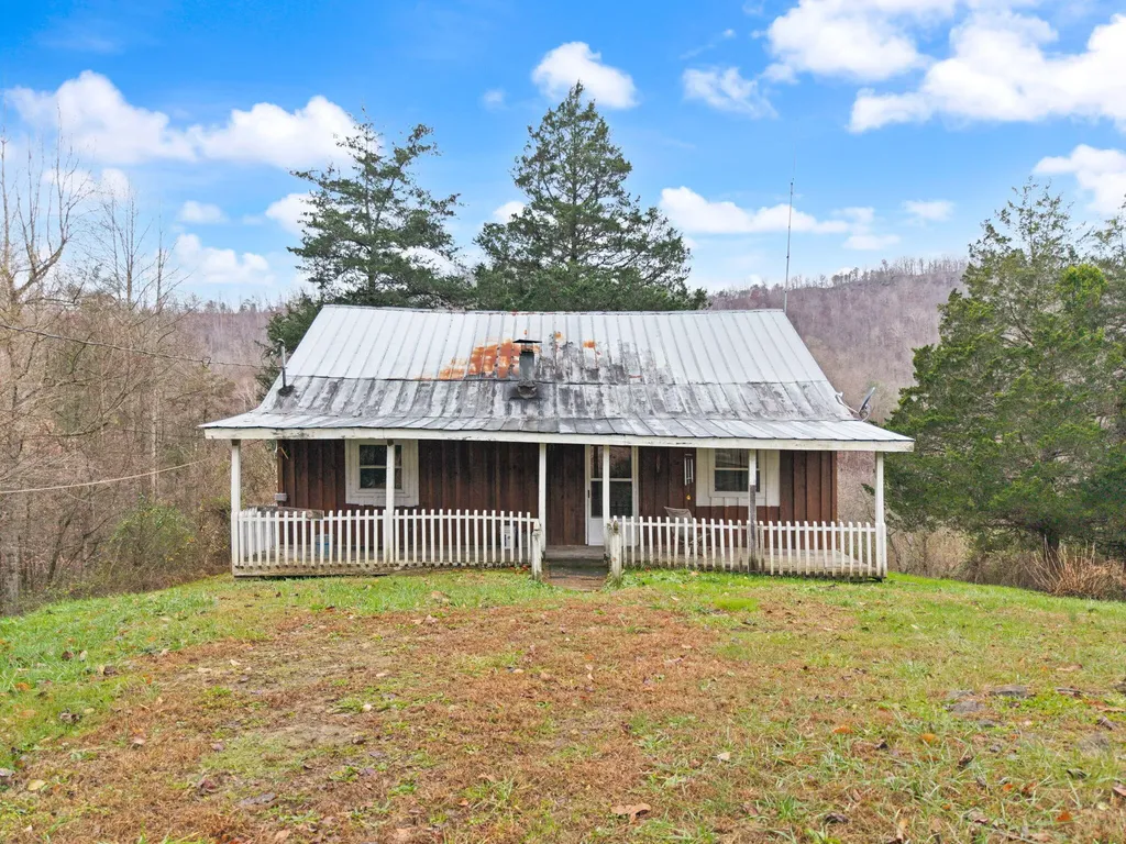 535 Ashana Road Jackson KY 41339