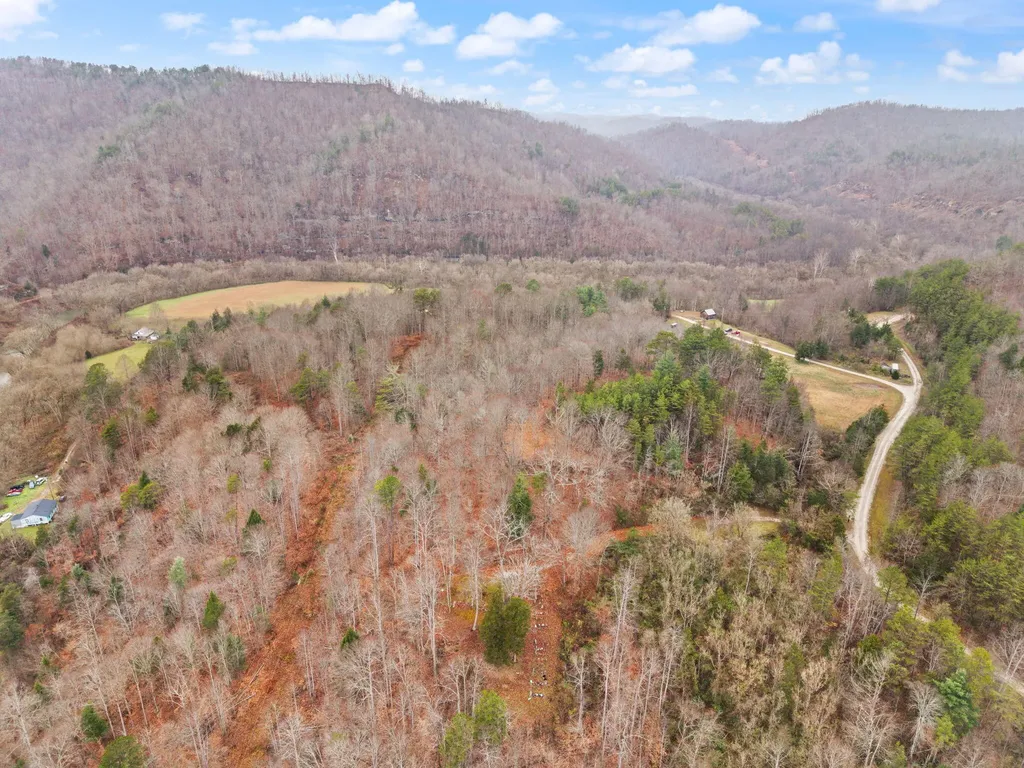 535 Ashana Road Jackson KY 41339