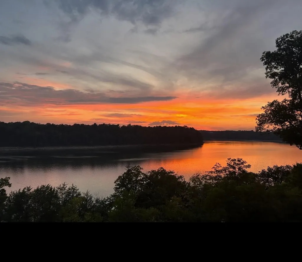 275 Lakeview Drive Somerset KY 42503
