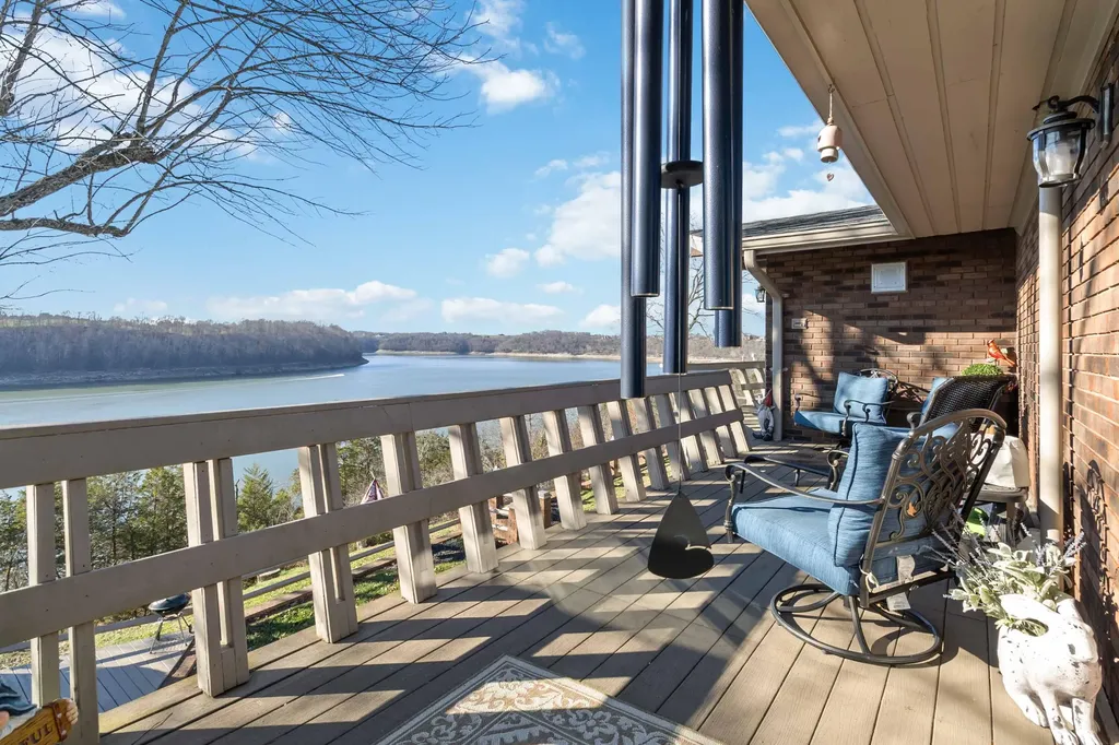 275 Lakeview Drive Somerset KY 42503