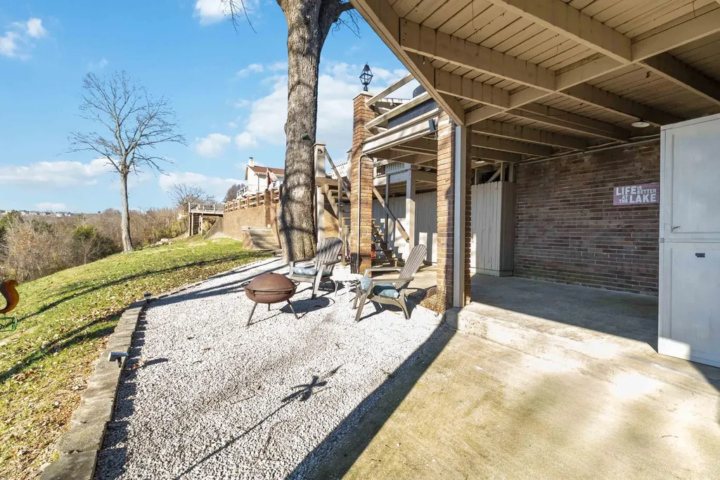 275 Lakeview Drive Somerset KY 42503