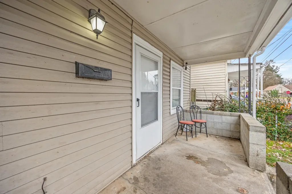 334 Oak Street Lexington KY 40508