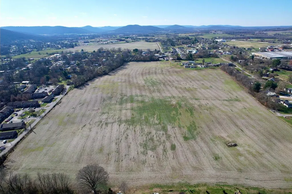 404 Hillrise Drive Monticello KY 42633