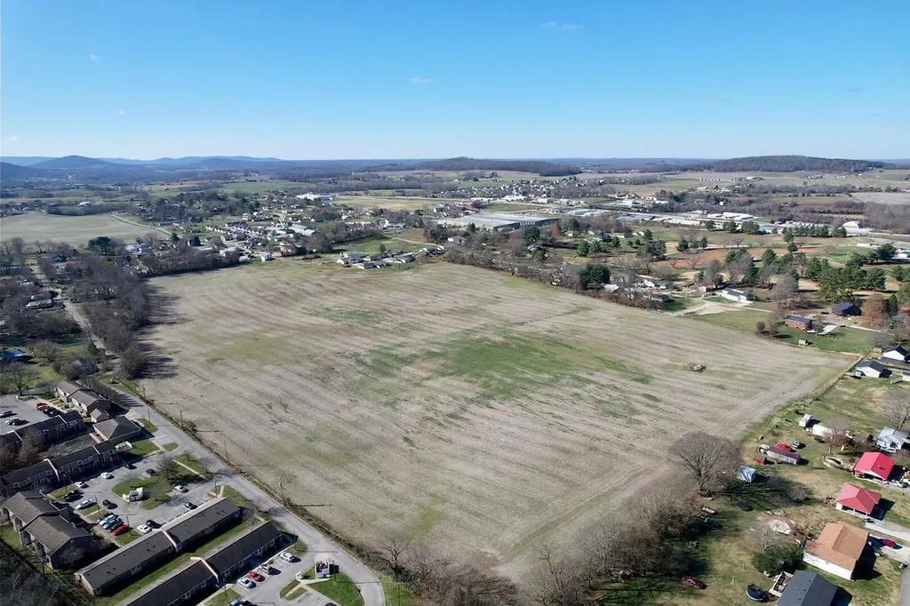 404 Hillrise Drive Monticello KY 42633