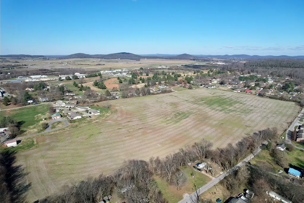 404 Hillrise Drive Monticello KY 42633