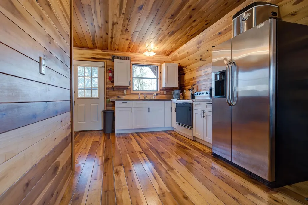 214 Lindsey Lane Wellington KY 40387