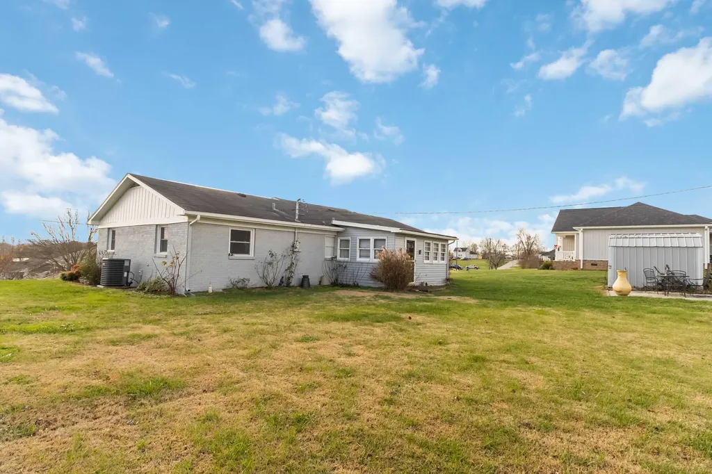 148 Leaf Lane Somerset KY 42503