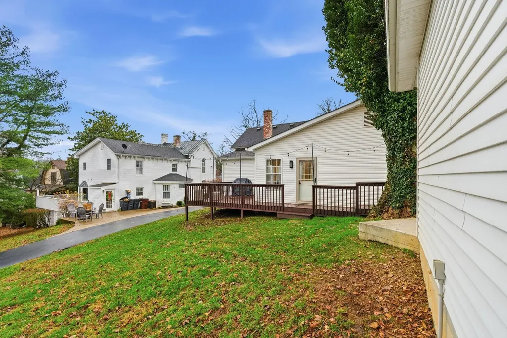 107 Clay Street Mt Sterling KY 40353