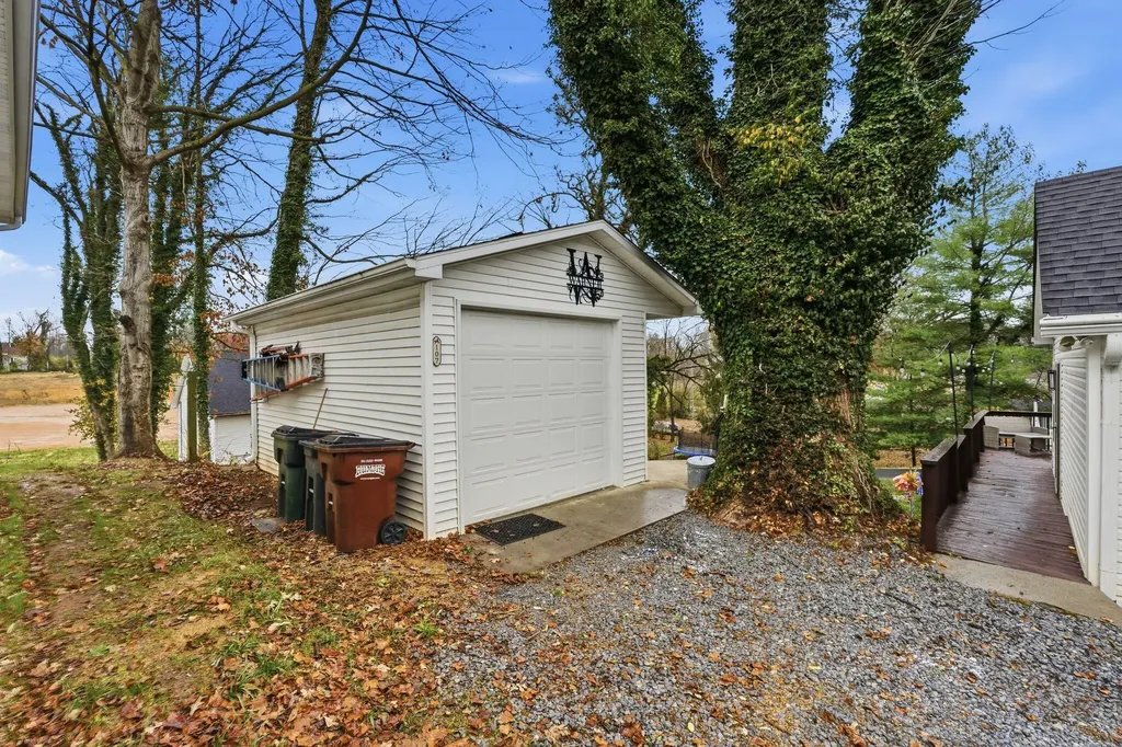107 Clay Street Mt Sterling KY 40353