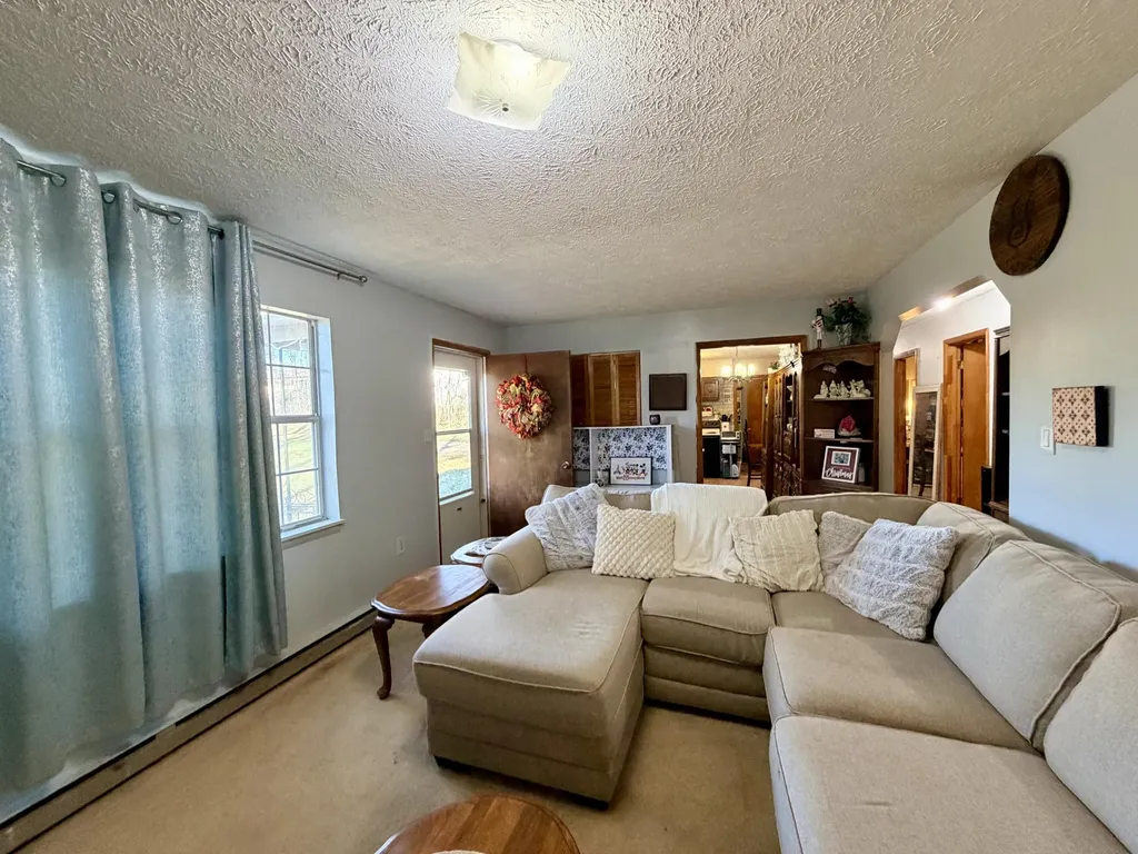 30 Greenlawn Subdivision London KY 40744