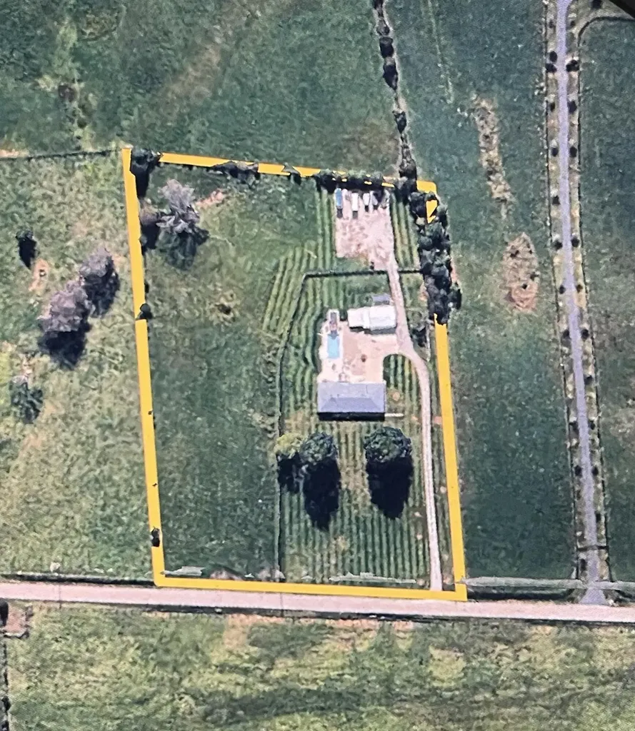 1062 Vanarsdall Road Harrodsburg KY 40330