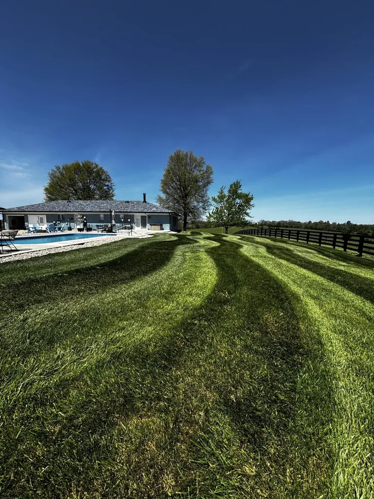 1062 Vanarsdall Road Harrodsburg KY 40330