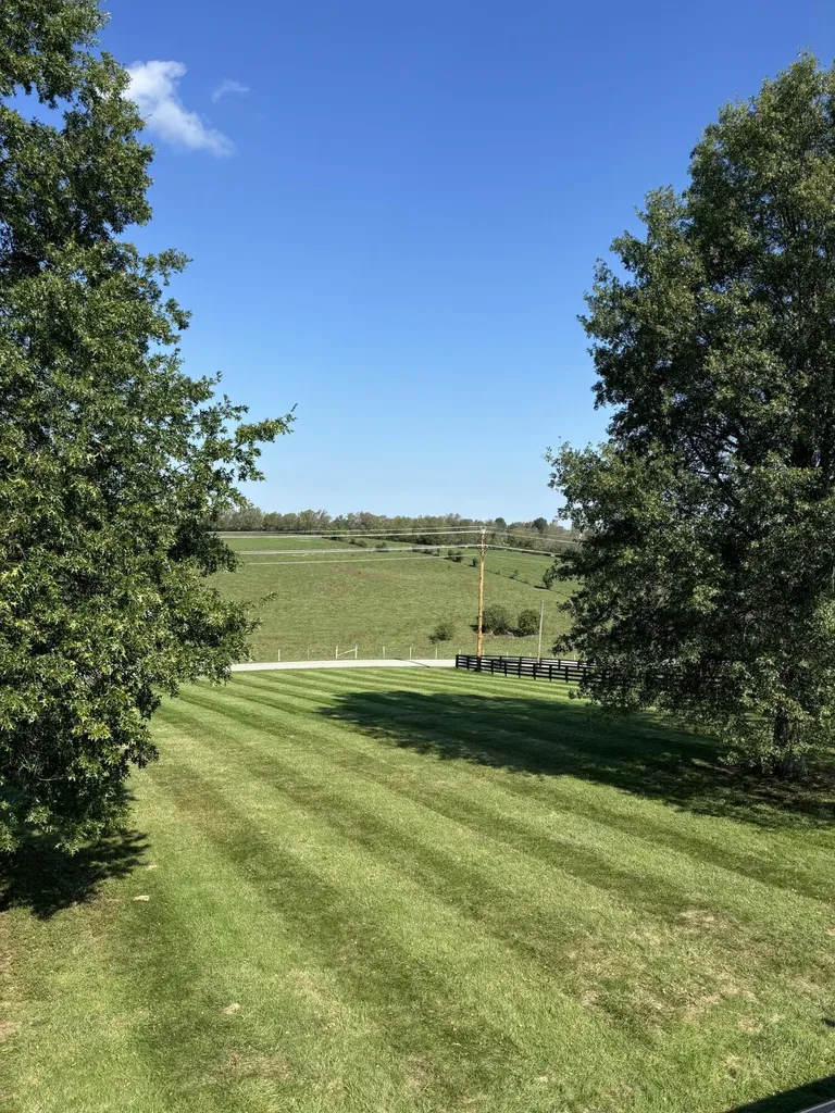 1062 Vanarsdall Road Harrodsburg KY 40330