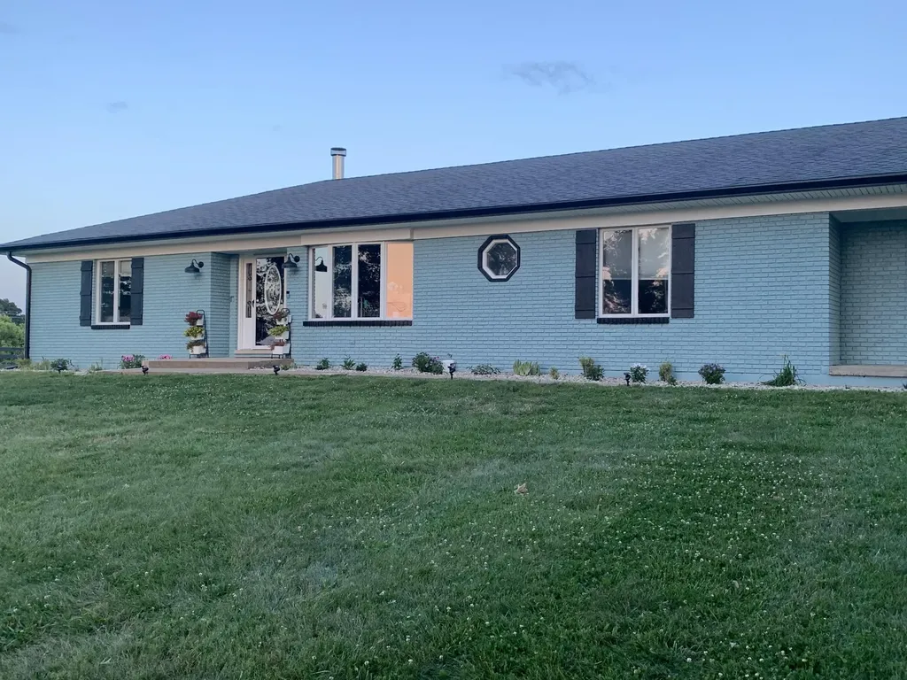 1062 Vanarsdall Road Harrodsburg KY 40330